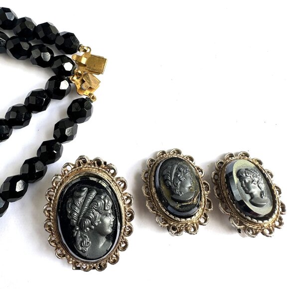 Vintage Black Cameo Necklace Set - Picture 3 of 8
